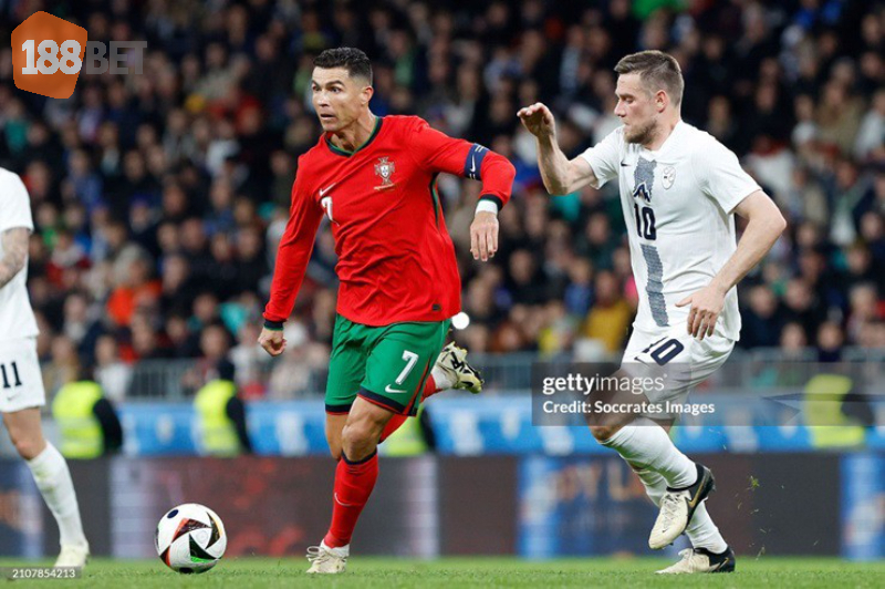 Trận đấu giữa Bồ Đào Nha và Slovenia tại Euro 2024